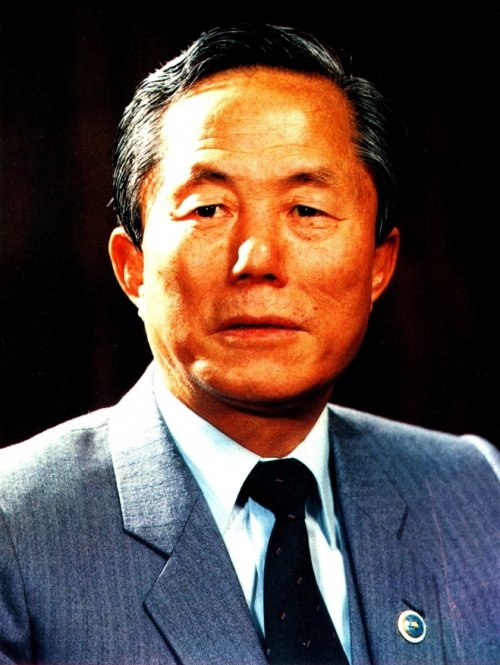 Generál Choi Hong-hi